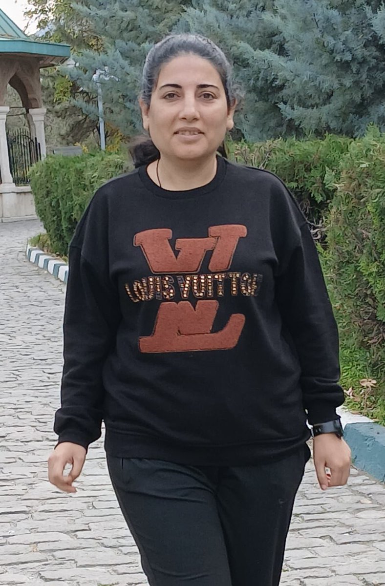 Ataşehir‘de kaybolan, zihinsel engelli olduğu belirtilen Senay Ervilmaz’dan haber alınamıyor. Kendini ifade etmekte zorlandığı öğrenildi. Görenlerin ya da bilgi sahibi olanların ivedilikle 0552 956 87 07 numarasıyla iletişime geçmesi rica olunur. Paylaşarak destek olalım.