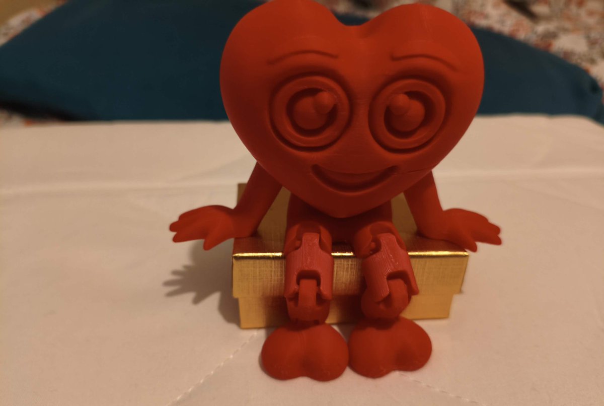 sandy strachan tweet media