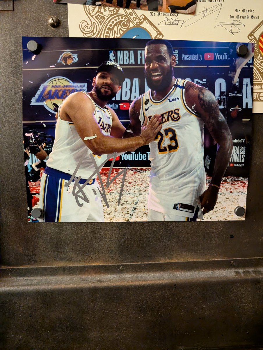 Second day : we come to Denver on March to watch the Nuggets Vs Lakers.
As a huge french fan of you, <a href="/JaredDudley619/">Jared Dudley</a> do I have a chance to meet you ?