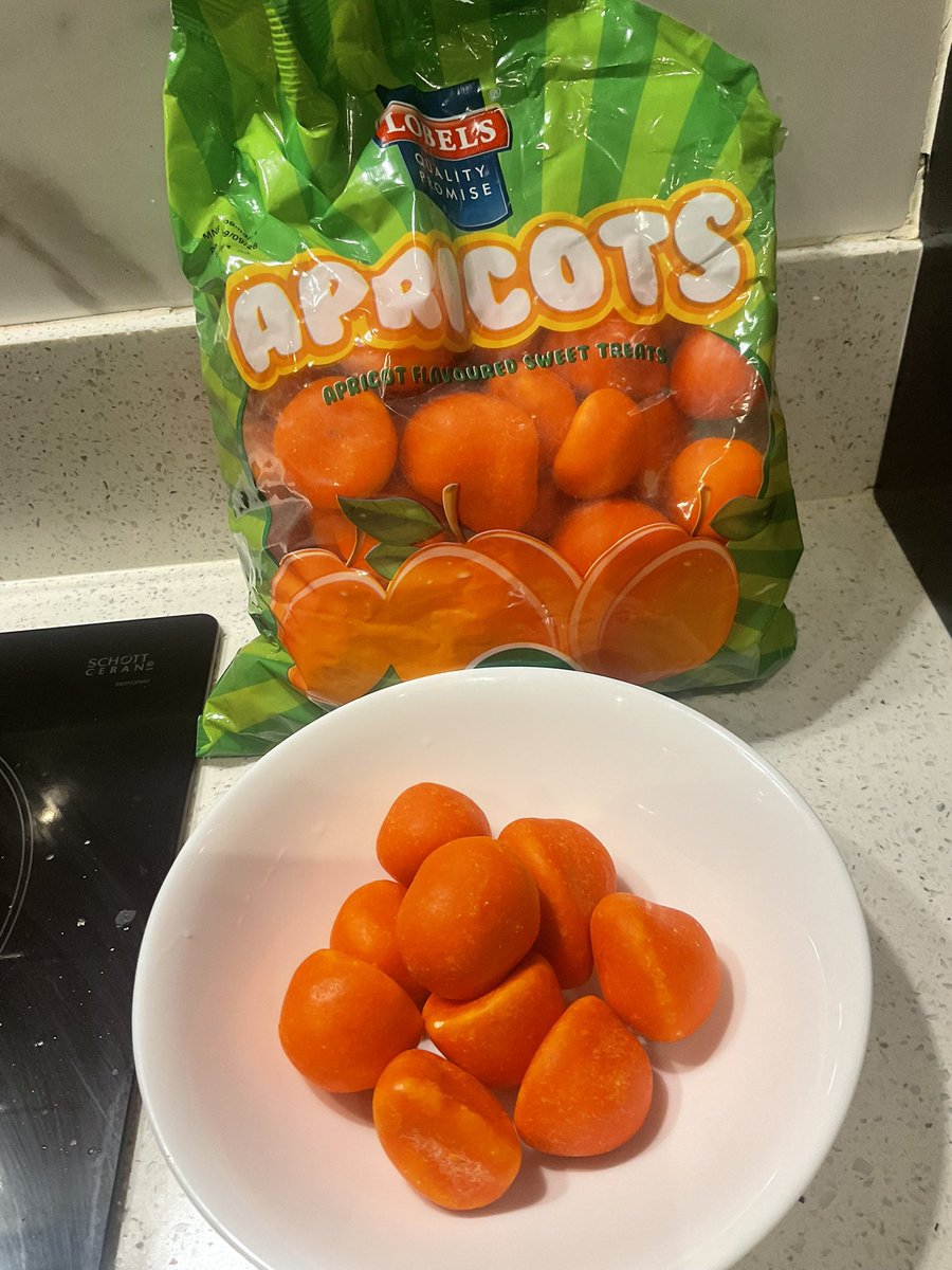 KingJayZim's tweet image. #SoulShackRadio – Product Review By King Jay ,Chairman @TeamFuloZim

Bittersweet Trip Into Nostalgia. Apricot Flavoured Hard Sweet Balls Aka “Cheek Fillers” or Zadza Dama.

I went into one of those shops that sell SA and Zim stuff and there they were. I saw them and just shook
