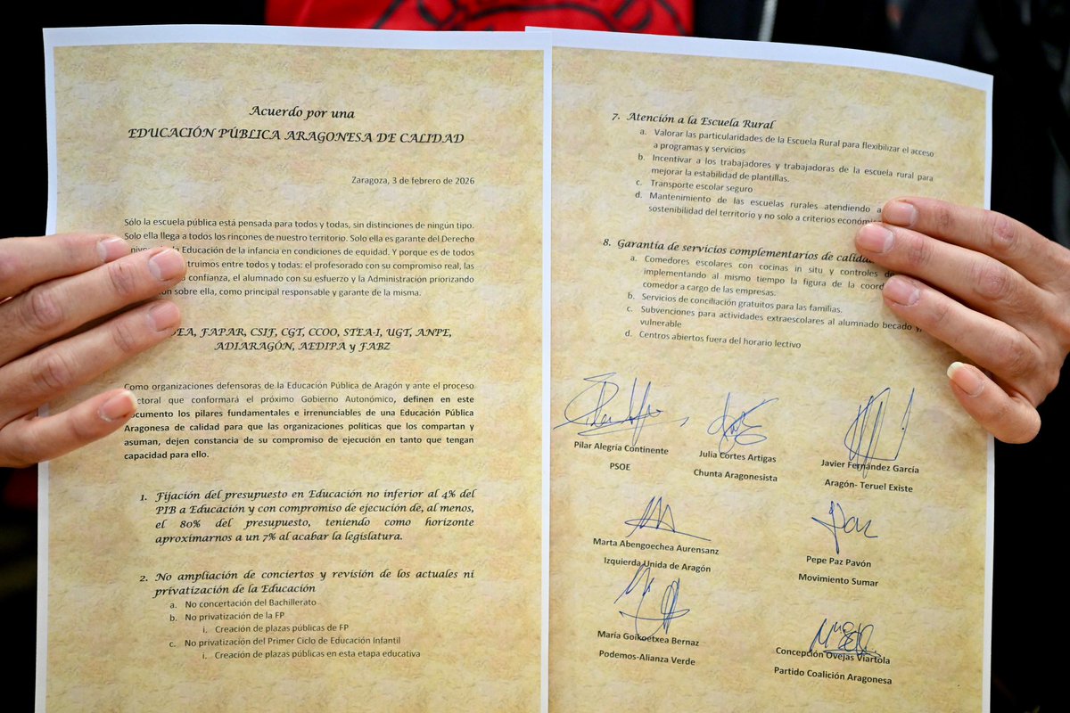 Sin la educación pública no seríamos nada. He firmado el Acuerdo por una Educación Pública de Calidad. Mi compromiso es dotar de recursos y mejorar este derecho: la educación pública, la que llega a todo #Aragón. 

Cuando una escuela cierra, un pueblo se muere. Y nuestros