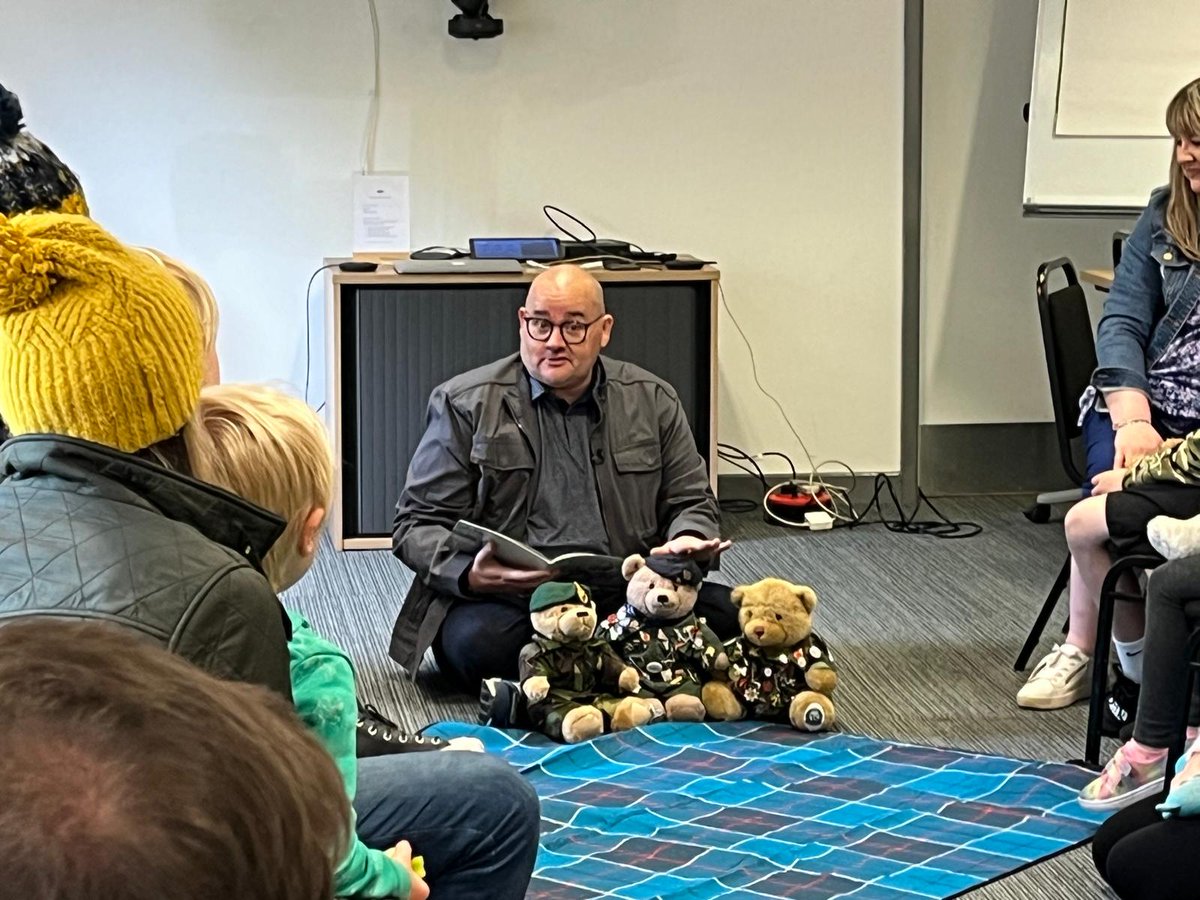 ⏬⏬⏬⏬⏬⏬⏬⏬⏬⏬⏬
Follow
Follow
Follow.

My best mate!!