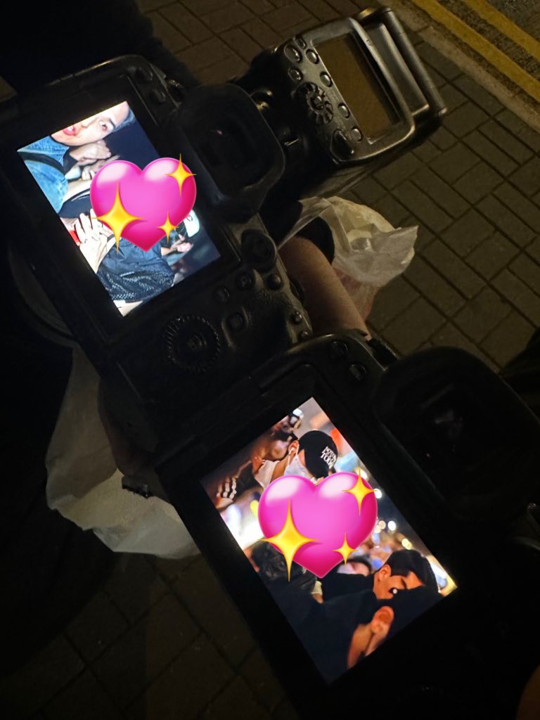 홍콩도 다녀왔고...🥱