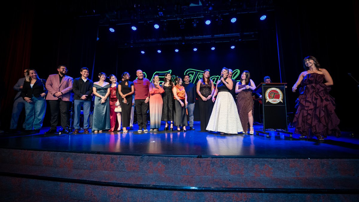 TEATRO TRAIL tweet media