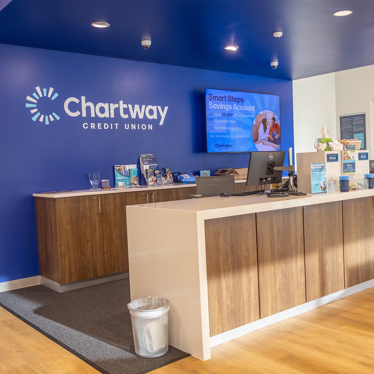 ZwickBuilds's tweet image. Introducing the ChartwayCredit Union Cedar City branch!
 
This new location features four offices, teller counters, a breakroom, and vault. Uniquely, this project also features an ITM (Interactive Teller Machine), a kiosk that blends ATMs with personal service of a live banker.