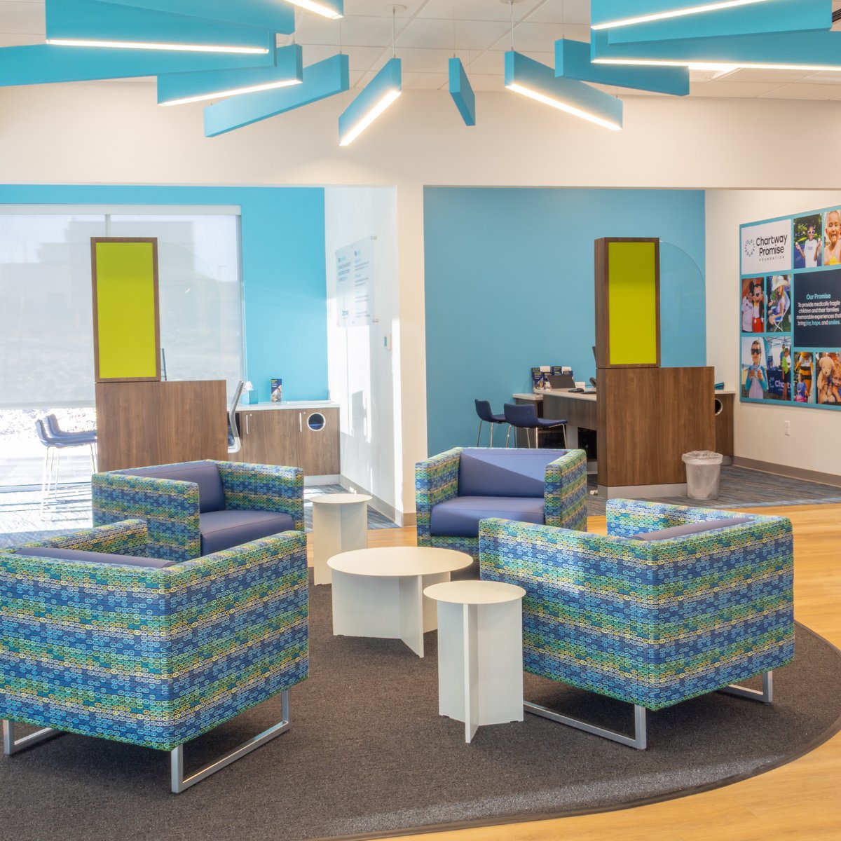 ZwickBuilds's tweet image. Introducing the ChartwayCredit Union Cedar City branch!
 
This new location features four offices, teller counters, a breakroom, and vault. Uniquely, this project also features an ITM (Interactive Teller Machine), a kiosk that blends ATMs with personal service of a live banker.