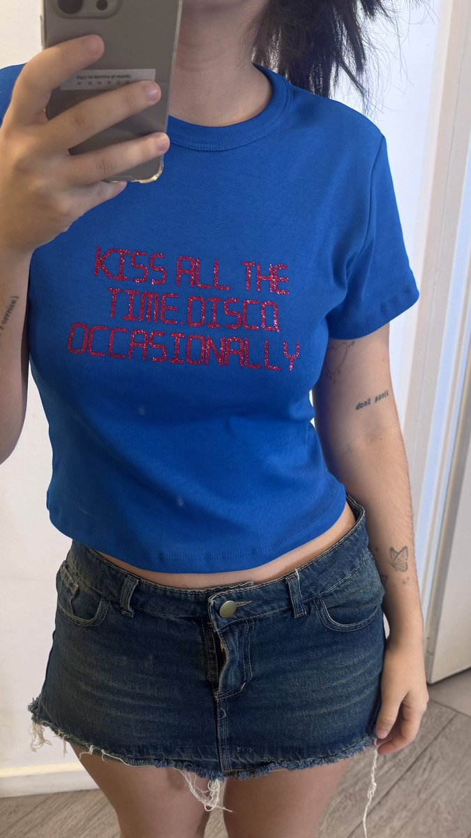 roli’s merch tweet media
