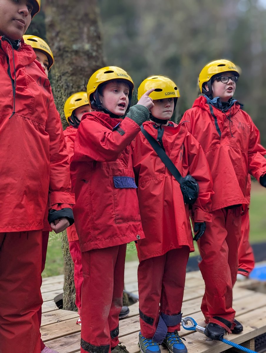 Miss Muir tweet media