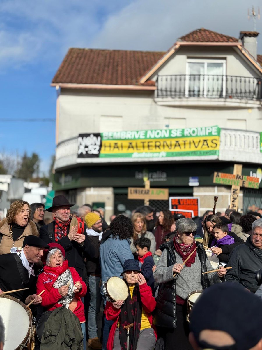 Bembrive En Pé (@bembriveenpe) on Twitter photo 