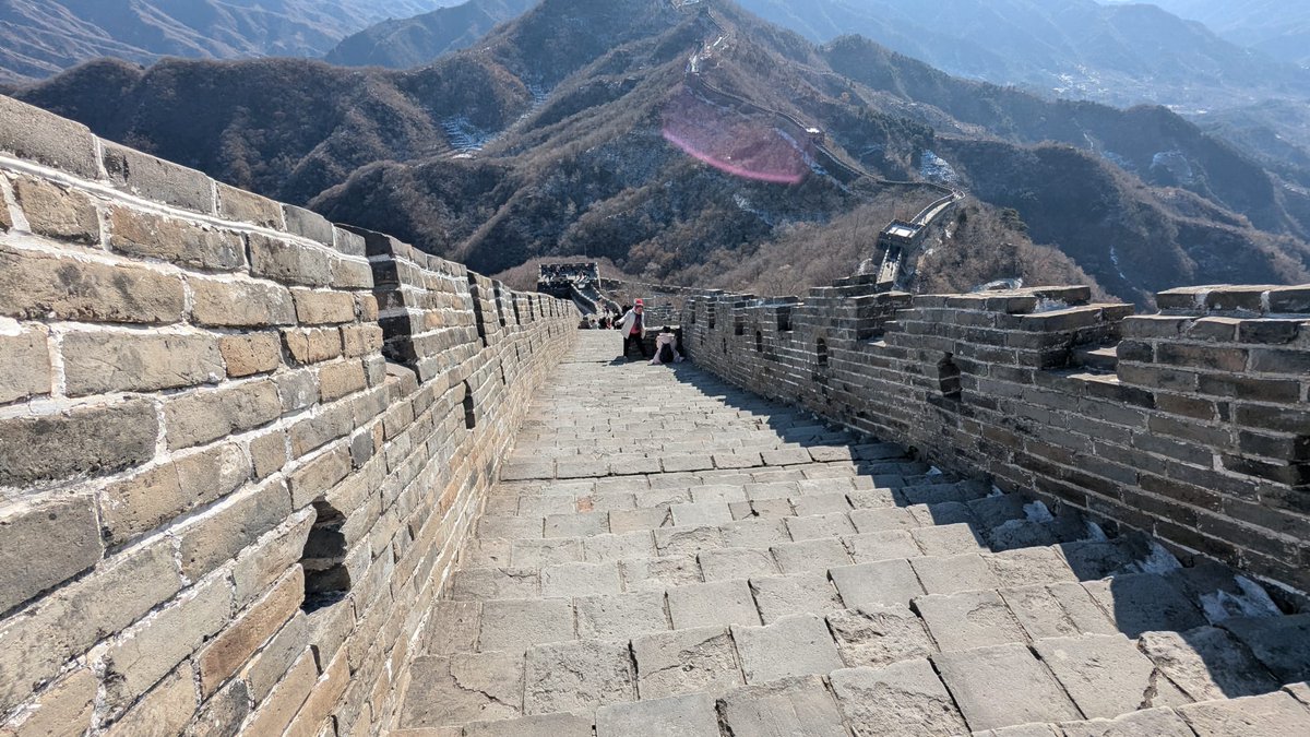 Itineratur tweet media