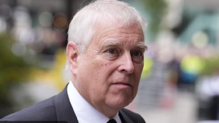 🚨🚨🚨 BOMBE ABSOLUE 🚨🚨🚨 Le prince Andrew vient d'être FORMELLEMENT DÉNONCÉ À LA POLICE pour trafic d'une femme au Royaume-Uni à des fins sexuelles en 2010 – nouveau cauchemar Epstein ! 😱 Comment est-il TOUJOURS libre ? Les royaux vont-ils ENFIN rendre des comptes ? 🔥👀 RT