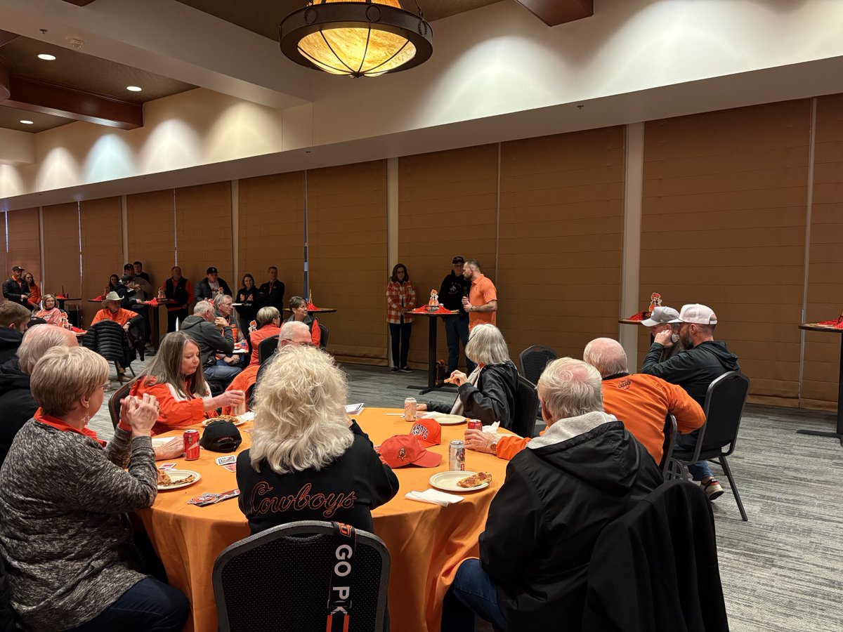 OKStateAlumni's tweet photo. Cowboy Corral: ✅
Oklahoma State Wrestling win: ✅

What more could you ask for?

#okstatealumni | #GoPokes | Oklahoma State Athletics https://t.co/yAsPwqb29l