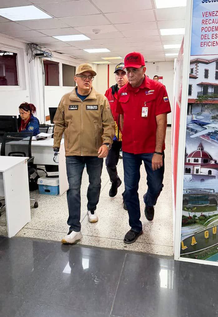 SENIAT_Oficial's tweet photo. De esta manera, damos cumplimiento efectivo a las instrucciones de la Presidenta Encargada, Delcy Rodríguez, y a los lineamientos estratégicos del Presidente Nicolás Maduro, orientados a elevar a su máxima operatividad todos los servicios al pueblo.

¡Nosotros siempre Venceremos! https://t.co/b1c5FBGC9l