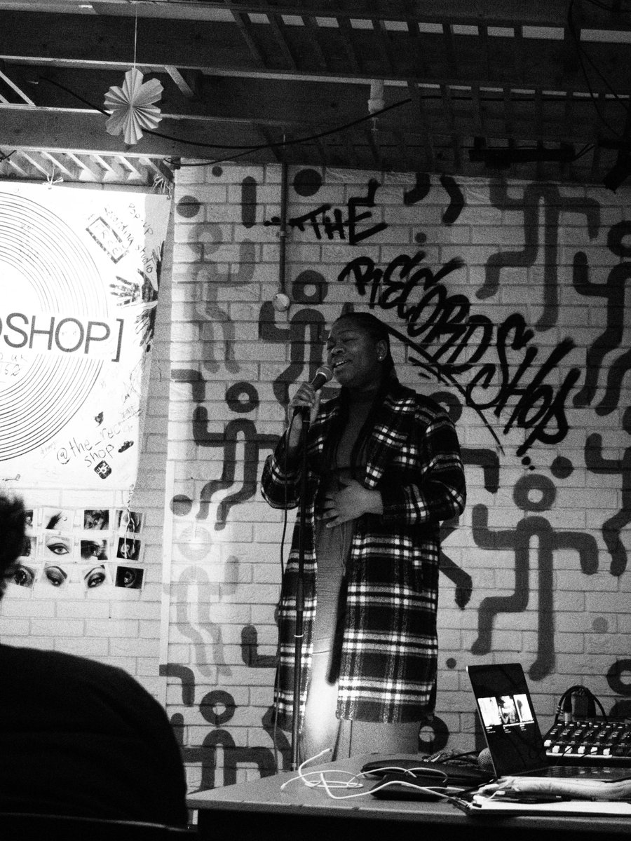 Our first Open Mic of the year was phenomenal! 💯
A huge thank you to our community, who always come through whether rain or shine 😆 (more rain! ☔️).
Thank you for making <a href="/the_recshop/">The RecShop</a> what it is. V-Day plans, anyone? Don’t worry, we have you covered 📷📷 therecshop.co.uk/.../the-recsho…