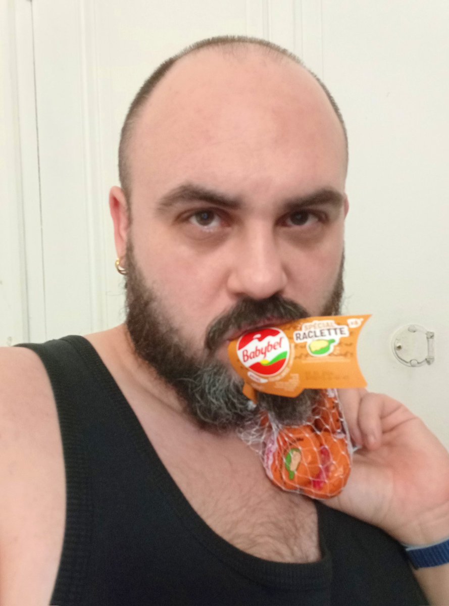 3 février 2026 🥳
L'univers a enfin répondu à mon appel de détresse (si 0 mec, alors + de raclette ! )

M'en vais lui démonter le paquet tiens !!!
#racletteforever