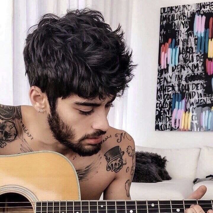 sourcezayn tweet picture