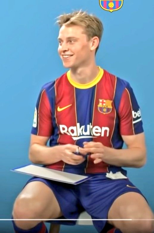 dejongass1 tweet media