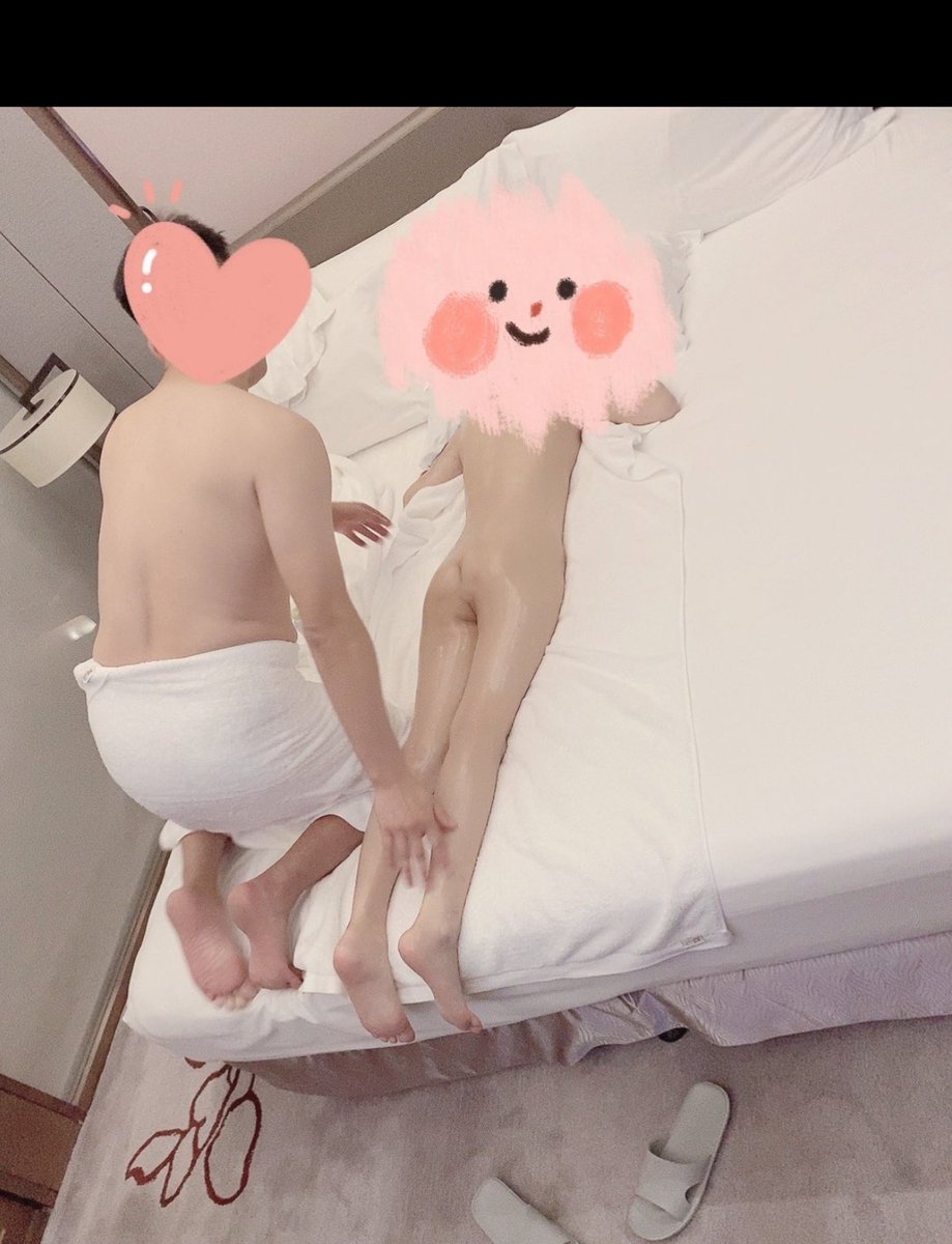 刚刚单男给老婆spa！！！😍😍