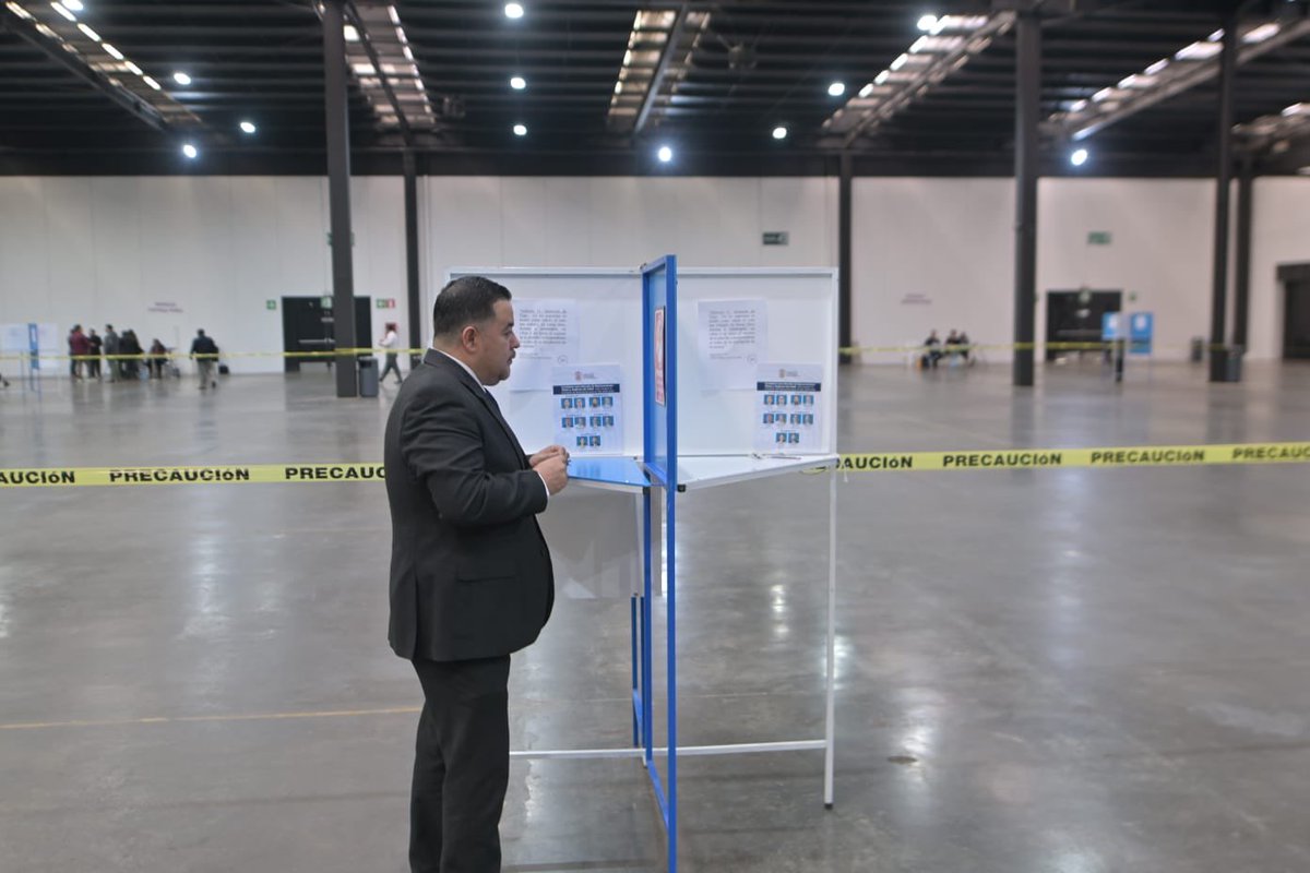 ¿Qué pasa con la elección del CANG programada para este miércoles❓🗳️

La elección en el Colegio de Abogados y Notarios de Guatemala (CANG) para elegir magistrados (titular y suplente) a la Corte de Constitucionalidad fue convocada para este miércoles 4. Pero ayer, la Sala Sexta