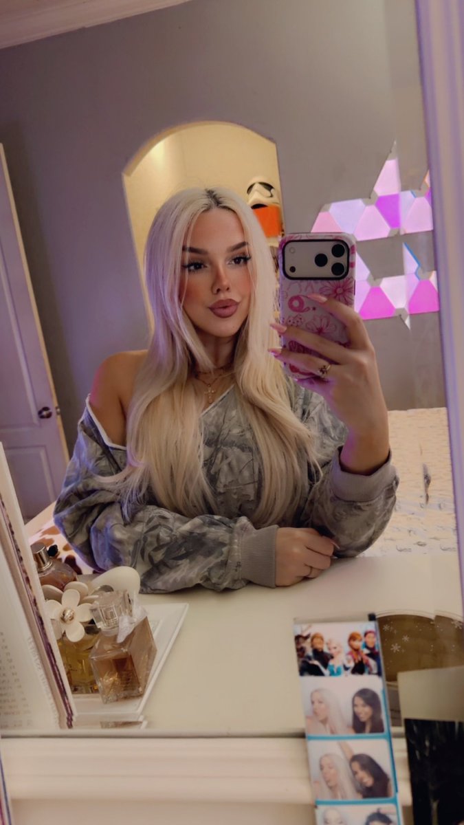 xJustGabs's tweet photo. a lil fortnite 

https://t.co/mLaue2KuIA https://t.co/QkPRYEBBRD