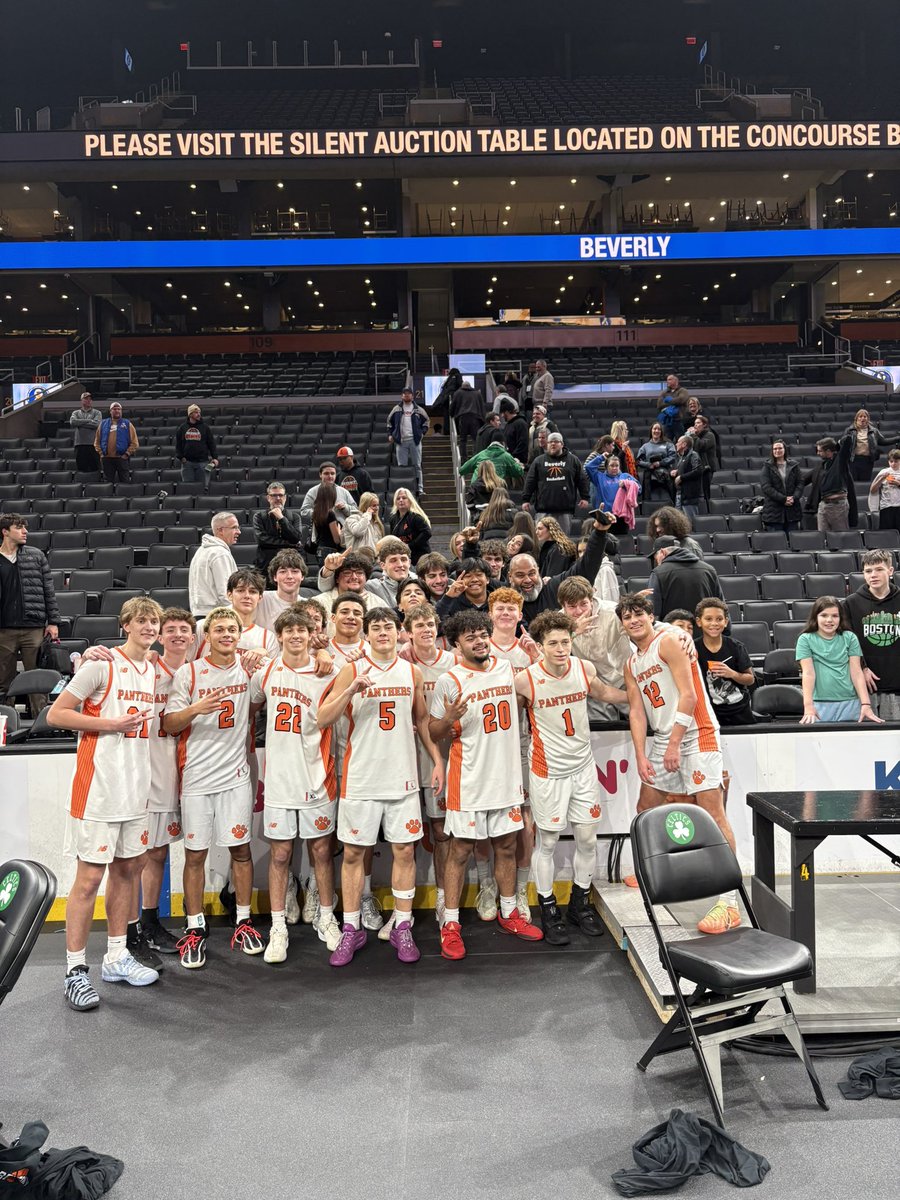 ‼️THE BOYS TRAVEL TO SWAMPSCOTT TONIGHT @7‼️HUGE NEC MATCH UP ‼️⚫️WEAR YOUR BEV GEAR AND BE LOUD🟠