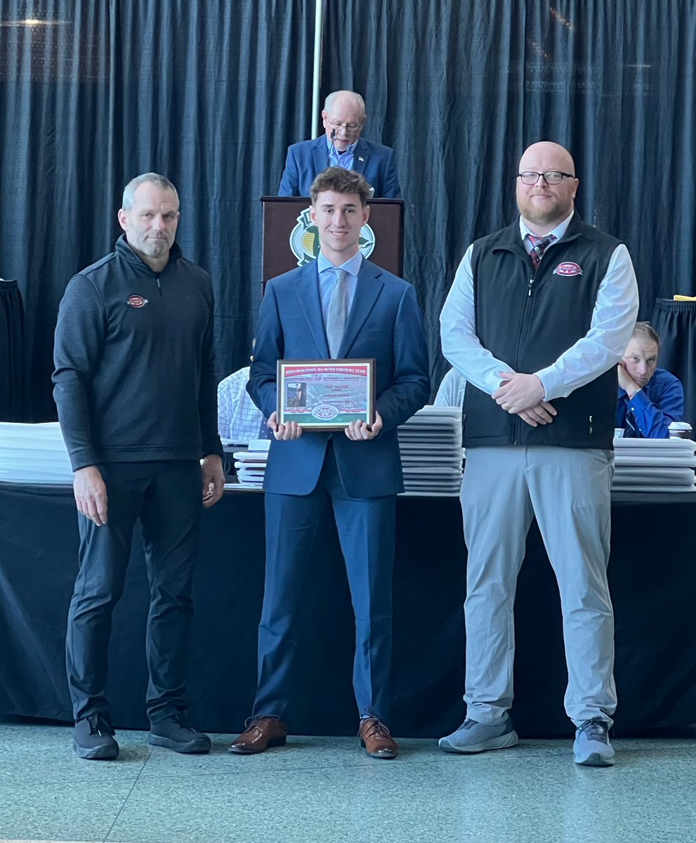 MYaggs_23's tweet photo. Honored to be named 1st Team All-State Kicker by the WFCA.  Thank you to all my coaches and teammates along the journey with me.  Congrats to the others receiving #allstate honors. @LourdesAcademy @kevinwopat @CoachCKohls @tmehlhaff10 @wifca #wfca #wisfb #goknights #knightpride https://t.co/GSROLJodqG