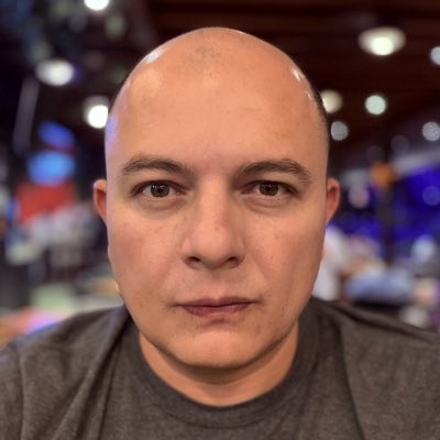 alreyna's tweet photo. #NuevaFotoDePerfil https://t.co/jN3yPzSNVF