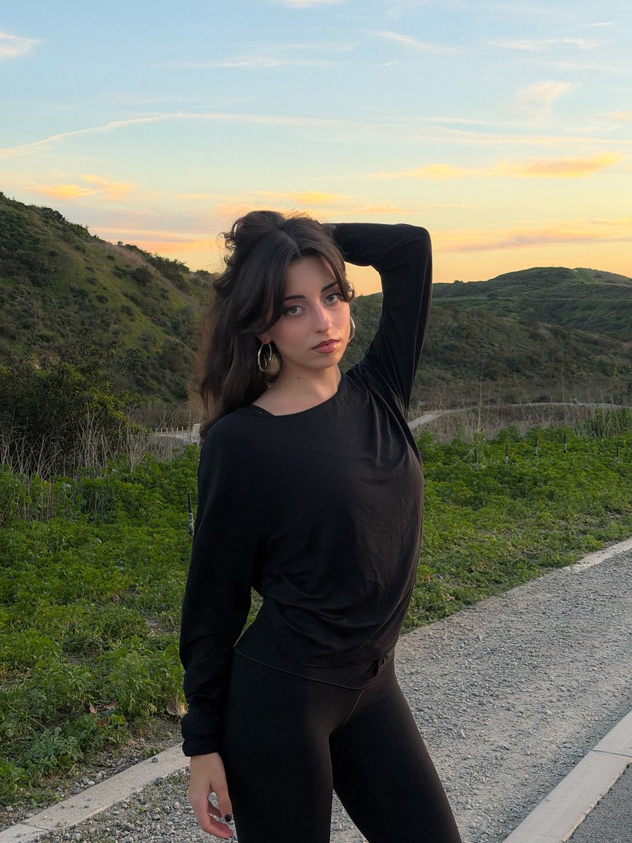 Lea Martinez (@officialslayeas) / Posts / X