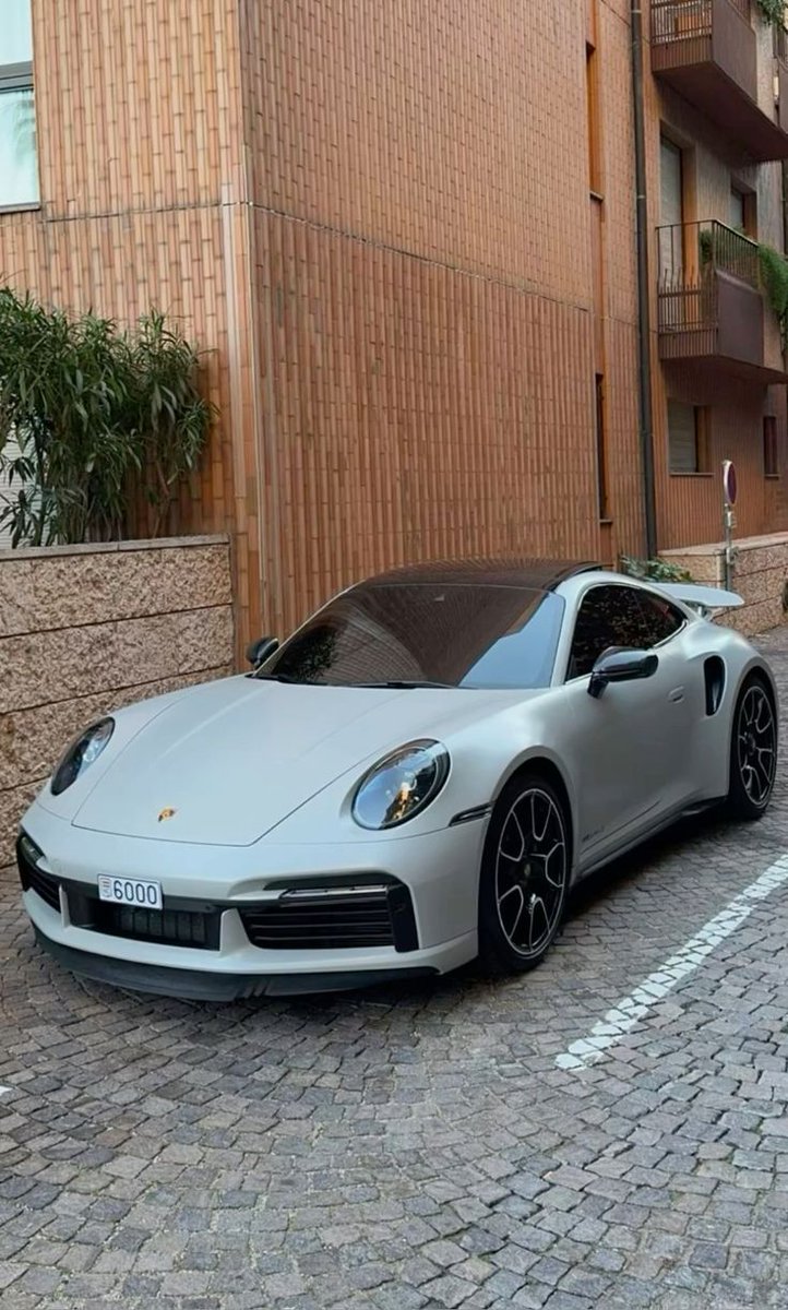 Car Porn tweet media