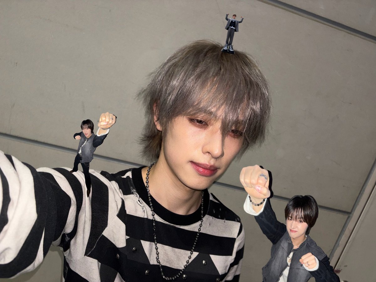 nggrgggg's tweet photo. 좋아하는 형이 있는데, 여자친구가 있습니다 https://t.co/ITdpnVIDK8