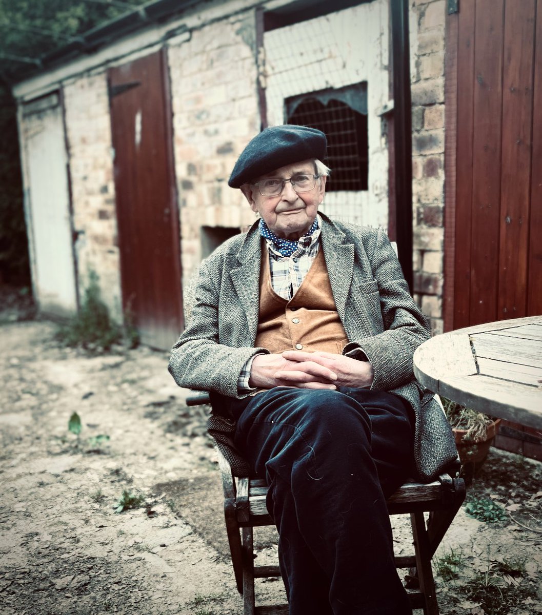 alexmassie tweet media