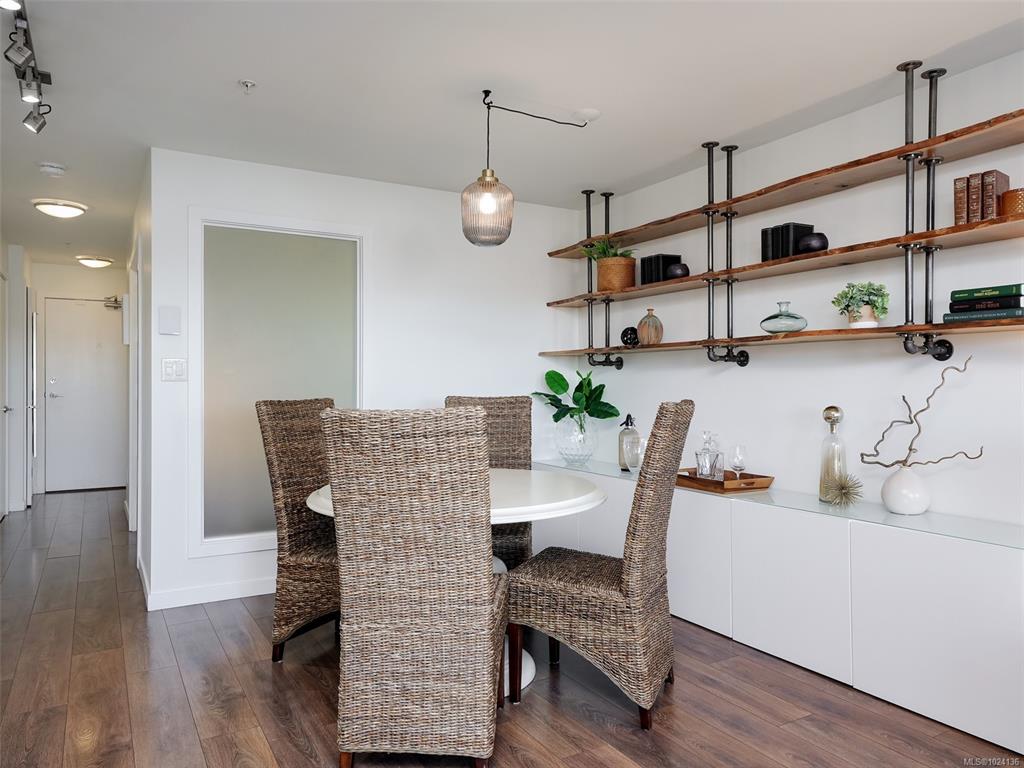 NEW LISTING - Located in the vibrant heart of Chinatown, this exquisite one-bedroom suite in the esteemed UNION building offers a sophisticated retreat with captivating northwest views.
tinyurl.com/yhmhj8yr
<a href="/LUXRE/">LuxuryRealEstate.com</a> #yyjre #chinatownyyj #ingridsellsvictoria <a href="/ingridsellsyyj/">Ingrid Sells Victoria</a>