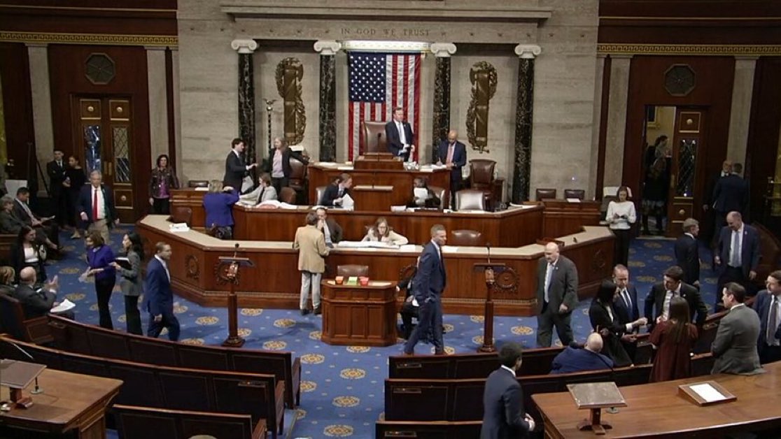 AZ_Intel_'s tweet photo. BREAKING: U.S. House has passed the government funding bill, sending it to U.S. President Donald Trump's desk. https://t.co/JpEg8qxNRC