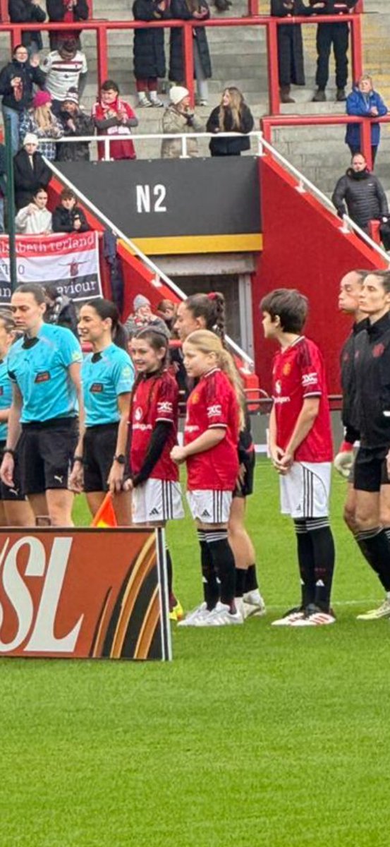 PE at Broadbent Fold Primary School tweet media