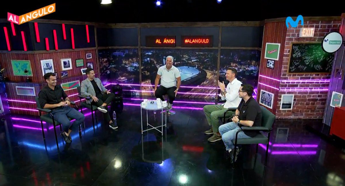 ydalejuanma's tweet photo. ¿Qué les pareció el nuevo panel de #AlAngulo por @MovistarDeporPe ? https://t.co/7N6a92Egpz