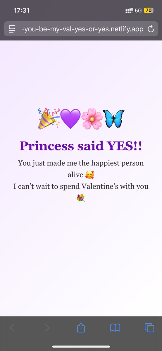 prinnypepper_'s tweet image. Let me not act like I’m not among 🌚😂💕 #lovehim