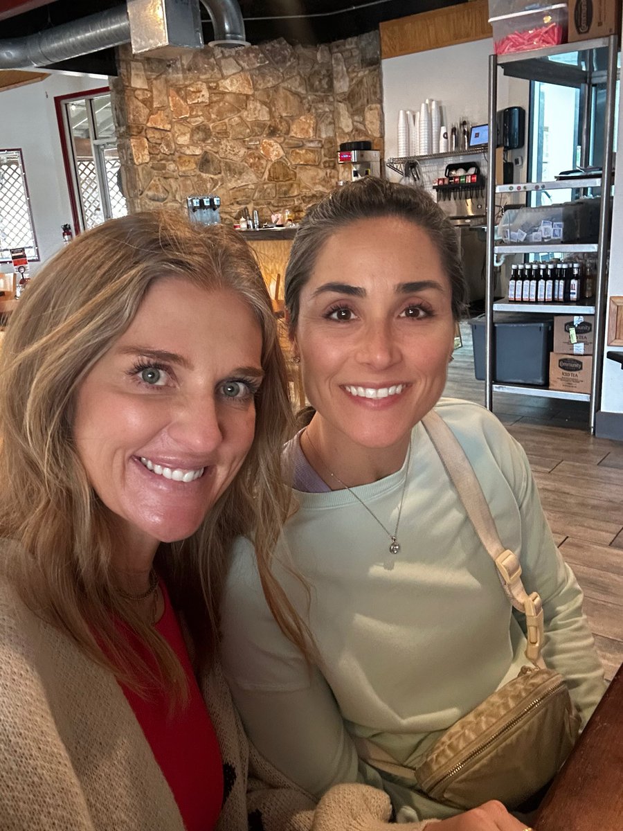 Jennifer White tweet media