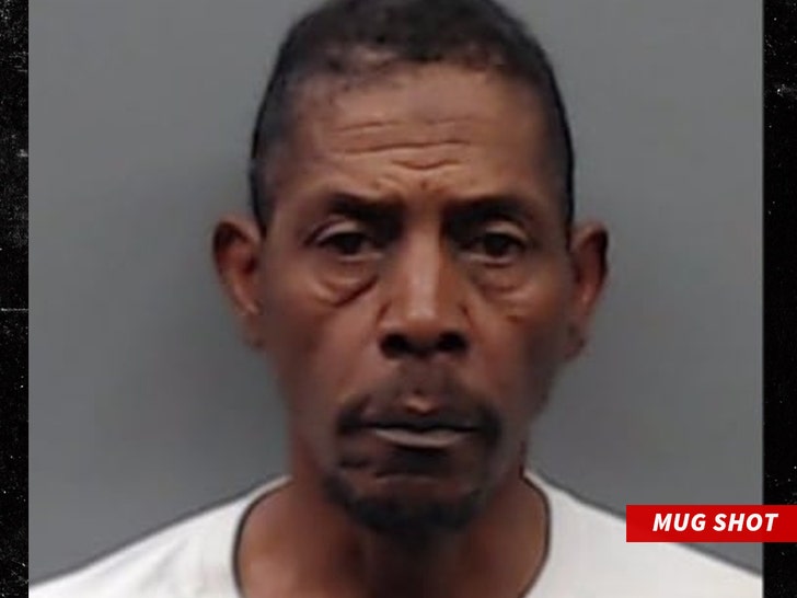 TMZ's tweet image. Patrick Mahomes Sr. was arrested for a probation violation.

Details: tmz.me/nxXK8Bh