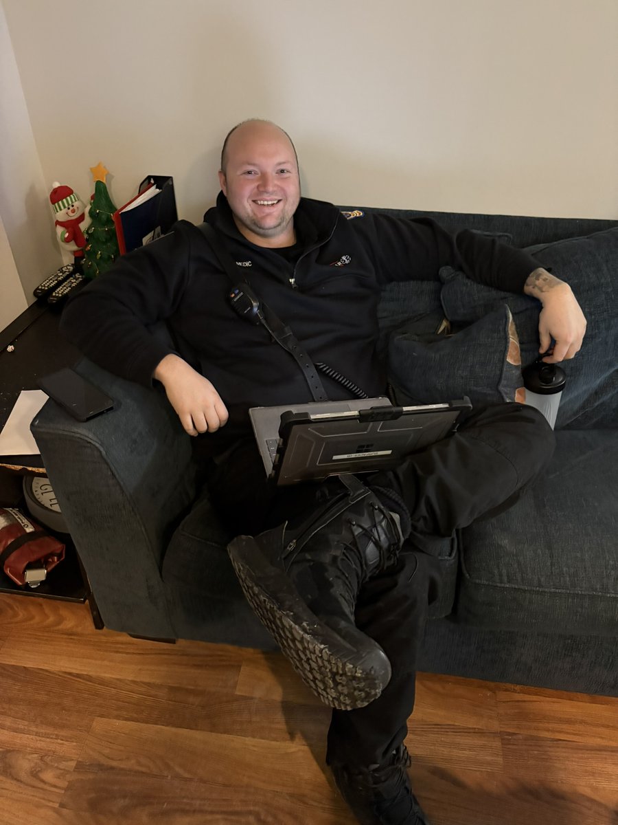 Proud to recognize Cathy &amp; Kevin for exceptional patient care during one of the most complex interfacility transports we’ve ever faced.

When critical care resources weren’t available, their teamwork &amp; coordination ensured the patient safely reached UMass for lifesaving care.