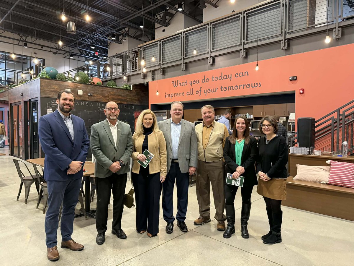 Uniland Development Company tweet media