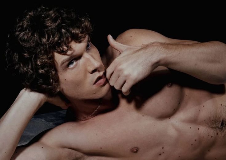 coast (@breezzebin) on Twitter photo 