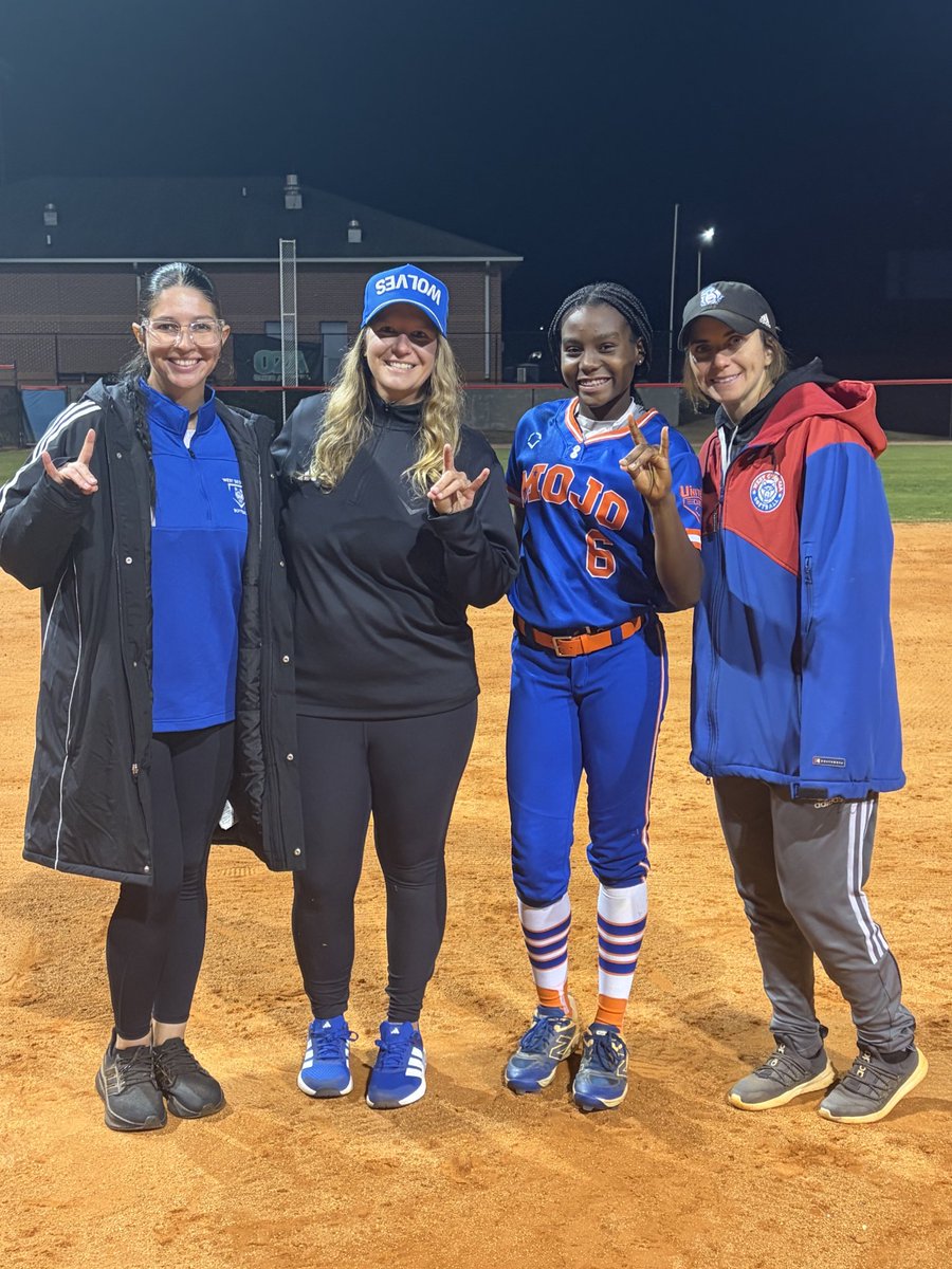 Olivia Larmond tweet media