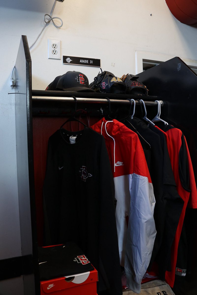 AztecBaseball's tweet image. Spring gear delivered! Thanks to Ryan Ridley and Angie Garza for getting the Aztecs fitted out for this season 🔥 #GoAztecs