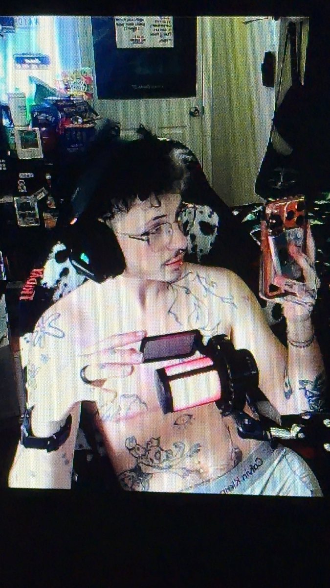 caspers_hell's tweet photo. I just want to play;)

#onlyfans #nsfwtwt #nsfw #femboy https://t.co/l2H2E9pAzp