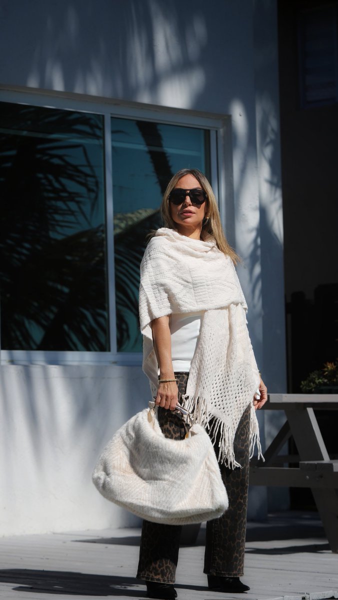 kabbuh World LLC tweet media