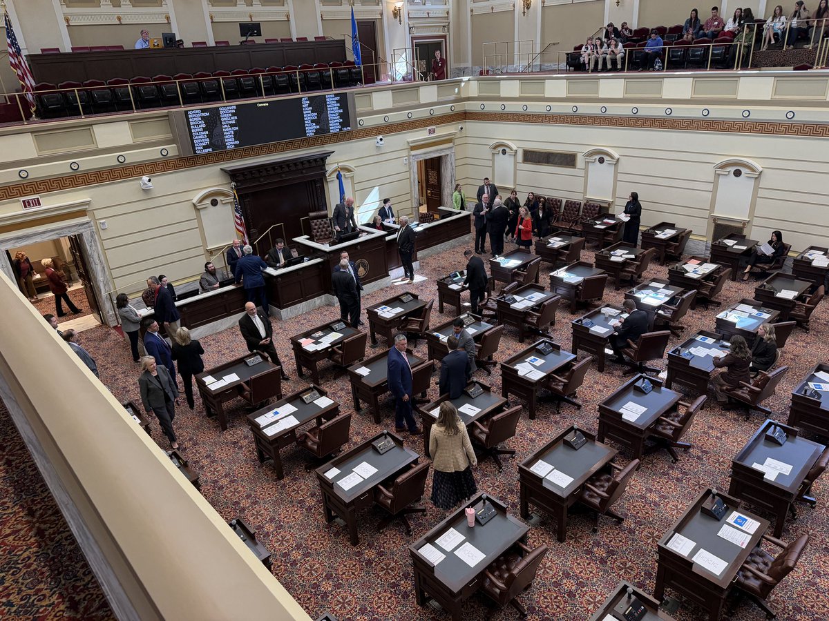 ThriceSavage's tweet photo. Day 2 at the #okleg: The budget triumvirate meets to negotiate, the AG announces a massive illegal #marijuana crime syndicate bust, and the Senate's floor vote on committee assignments is about to be interesting.

Meanwhile, a Rep. Jim Shaw bill on #eVerify stalled in committee. https://t.co/zsKJQDaiH5