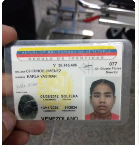 Buenos días Compañeros de este grupo 
Por favor necesitamos ubicar familiares de esta adolescente 
Fue encontrada en el Km 5 de la Panamericana 
Estaba tirada en el piso 
Ya está en el Hospital de Coche 
Nos urgen sus familiares 
Está vestida con su uniforme camisa color azul