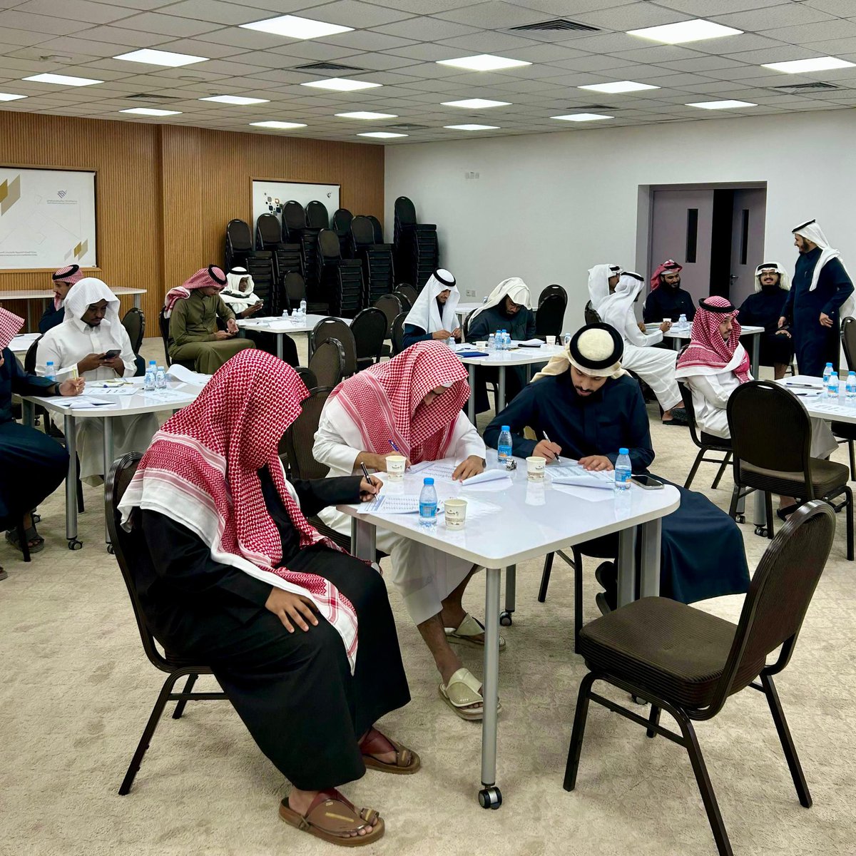 نادي سمو ⚖ tweet media