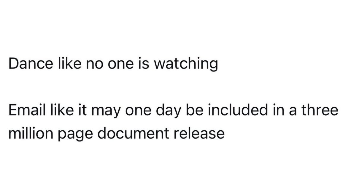 Bookaholic Bex tweet media