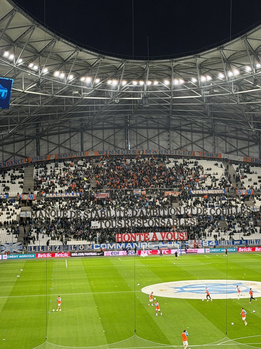 Spartiom9's tweet photo. 👏👏#OMSRFC https://t.co/DV2M3qsjGC
